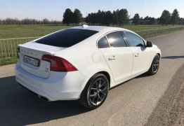 Volvo S60, 2014