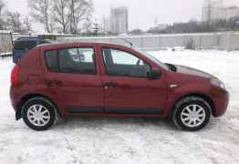 Renault Sandero, 2011