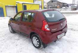 Renault Sandero, 2011