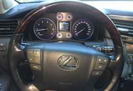 Lexus LX, 2008