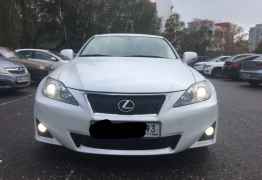 Lexus IS, 2011