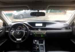 Lexus ES, 2014