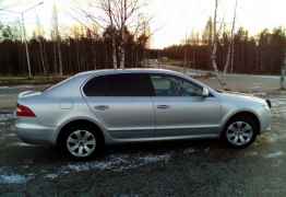 Skoda Superb, 2011