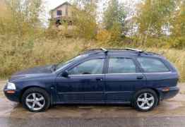 Volvo V40, 2003