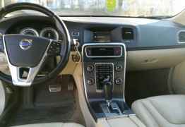 Volvo S60, 2012