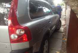 Volvo XC90, 2004