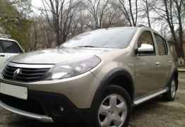 Renault Sandero Stepway, 2012