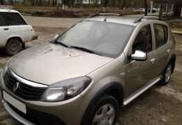 Renault Sandero Stepway, 2012