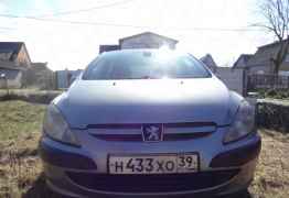 Peugeot 307, 2001