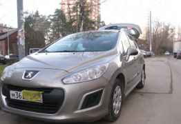 Peugeot 308, 2011