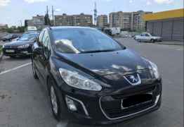 Peugeot 308, 2011