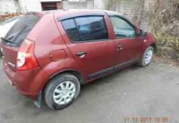 Renault Sandero, 2012