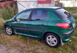 Peugeot 206, 2002