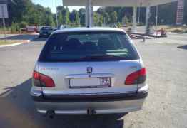 Peugeot 406, 2002