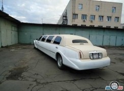 Линкольн Таун Car, 2010 года