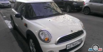 МИНИ One, 2012 года МИНИ One, 2012 года