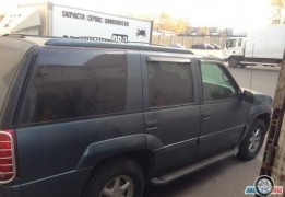 GMC Юкон, 1999 года GMC Юкон, 1999 года