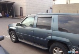 GMC Юкон, 1999 года GMC Юкон, 1999 года