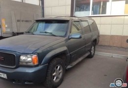 GMC Юкон, 1999 года