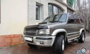 Исузу Трупер, 2000 года