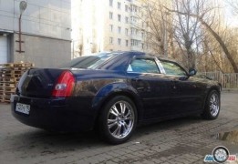 Крайслер 300C, 2004 года