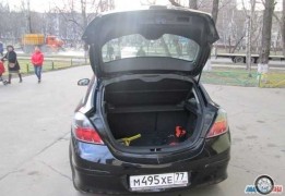 Опель Астра GTC, 2007 года