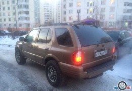 Исудзу Родео, 2001 года Исудзу Родео, 2001 года