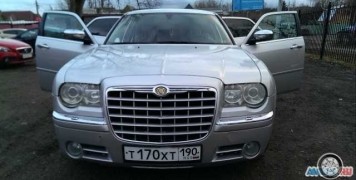 Крайслер 300C, 2005 года