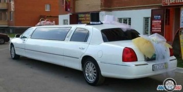 Линкольн Таун Car, 2003 года