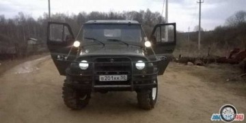 УАЗ 31512, 2001 года