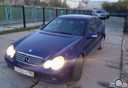 Мерседес-Бенц C-класс, 2001 года Мерседес-Бенц C-класс, 2001 года