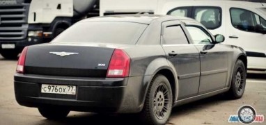 Крайслер 300C, 2005 года