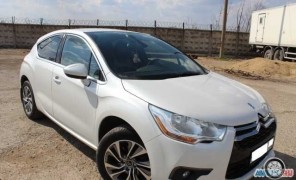 Ситроен DS4, 2012 года