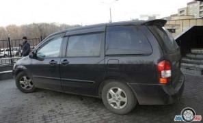 Мазда MPV, 2000 года