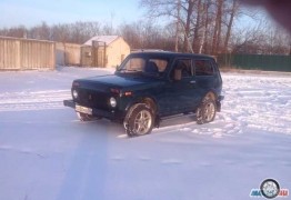 ЛАДА 4x4 (Нива), 2004 года