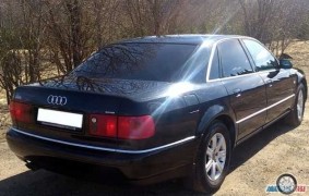 Ауди A8, 2001 года