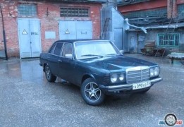 Мерседес-Бенц W123, 1980 года