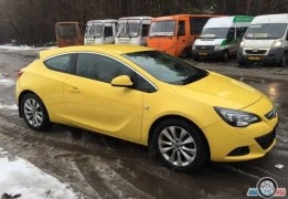 Опель Астра GTC, 2013 года