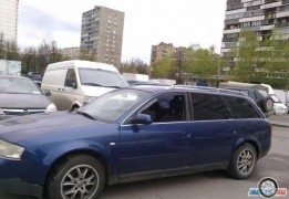 Ауди A6, 2000 года