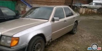 Мерседес-Бенц W124, 1990 года