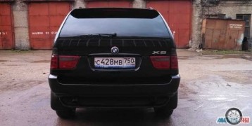 БМВ X5, 2003 года