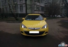 Опель Астра GTC, 2013 года